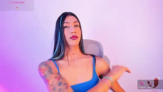 sofiaa grey  online show from November 14, 2025, 12:48 pm