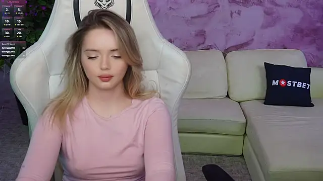 Cassy-Celestial  online show from January 12, 2025, 2:56 am