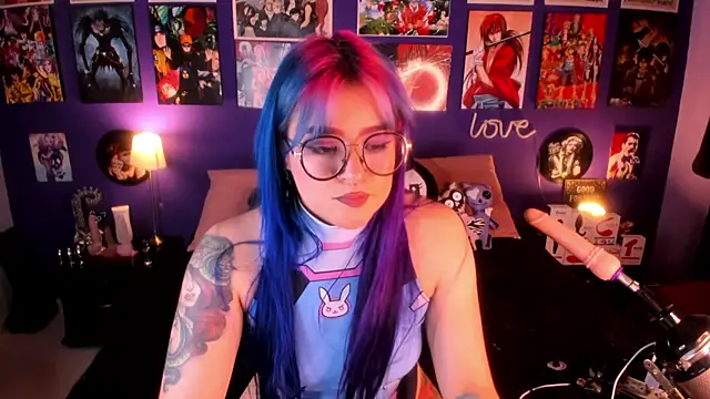 Snapshot of anne_cross chatting on February 11, 2025, 1:31 am anne cross online show from February 11, 2025, 1:31 am