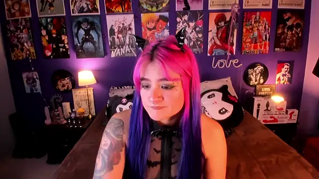 Snapshot of anne_cross chatting on October 29, 2025, 3:53 am anne cross online show from October 29, 2025, 3:53 am