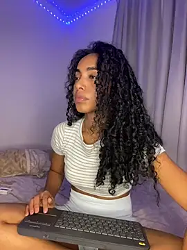Snapshot of nicoleebony1 chatting on March 14, 2025, 1:16 am nicoleebony1 online show from March 14, 2025, 1:16 am