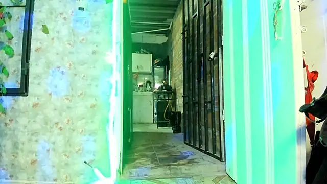 Snapshot of Erlinda-engel chatting on February 19, 2025, 3:05 pm Erlinda-engel online show from February 19, 2025, 3:05 pm