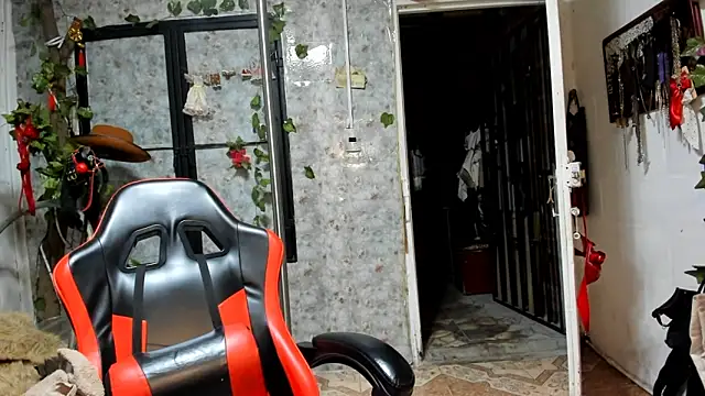 Snapshot of Erlinda-engel chatting on February 27, 2025, 12:02 pm Erlinda-engel online show from February 27, 2025, 12:02 pm