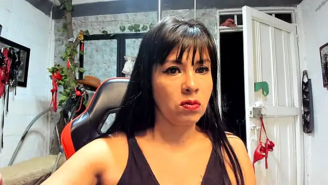 Snapshot of Erlinda-engel chatting on March 1, 2025, 12:01 pm Erlinda-engel online show from March 1, 2025, 12:01 pm