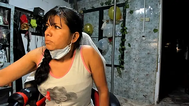 Snapshot of Erlinda-engel chatting on March 7, 2025, 11:18 am Erlinda-engel online show from March 7, 2025, 11:18 am