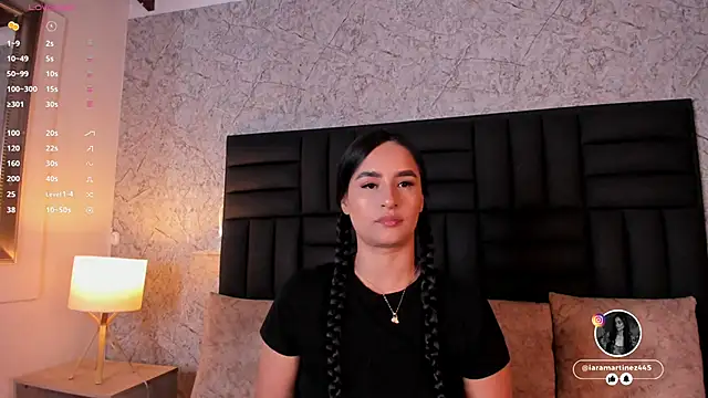 iara martinez online show from October 13, 2025, 12:49 pm