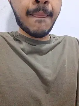 alesssterling online show from April 9, 2026, 2:55 am