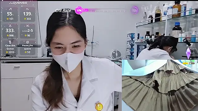 Snapshot of Kathylove_2023 chatting on January 17, 2025, 8:34 am Kathylove 2023 online show from January 17, 2025, 8:34 am