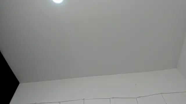 Snapshot of cami-01 chatting on April 12, 2026, 12:10 pm cami-01 online show from April 12, 2026, 12:10 pm