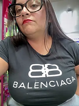 Sol biglips online show from December 15, 2024, 9:09 pm