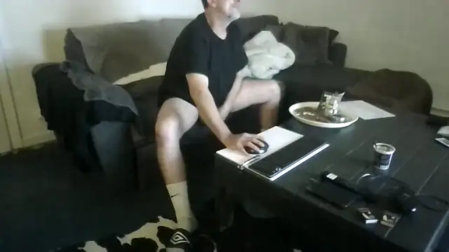 Snapshot of oopsxx chatting on November 6, 2025, 3:29 am oopsxx online show from November 6, 2025, 3:29 am