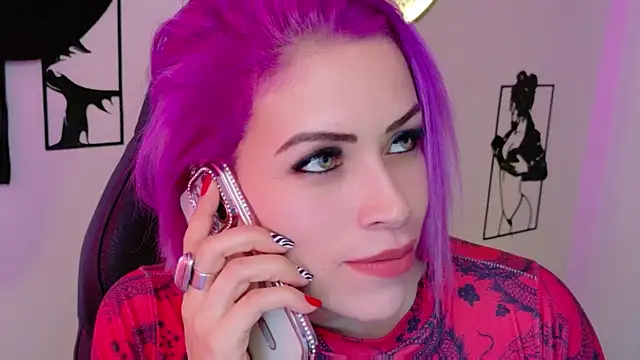 Natalia Montoya online show from July 17, 2026, 7:52 pm