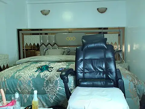 ebony shilly3 online show from November 10, 2025, 11:15 pm