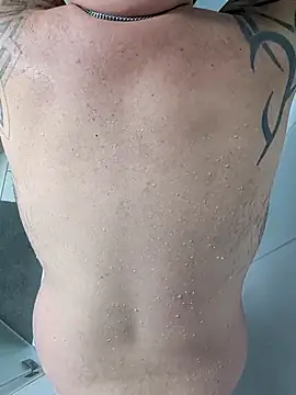 beardedbeasty86 online show from November 9, 2025, 11:19 am