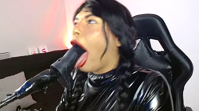 Anabel693 online show from March 18, 2025, 7:41 am