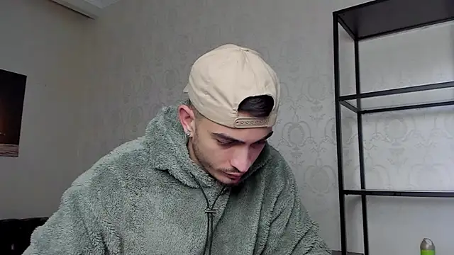 Snapshot of BrandonTate chatting on January 16, 2025, 12:42 pm BrandonTate online show from January 16, 2025, 12:42 pm