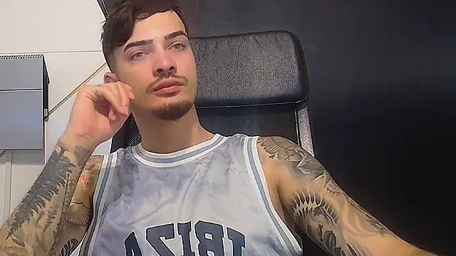 BrandonTate online show from June 17, 2026, 4:48 am