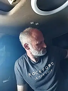 FloppyPickle4u online show from February 19, 2025, 5:27 pm