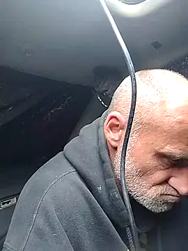 FloppyPickle4u online show from March 5, 2025, 8:53 pm