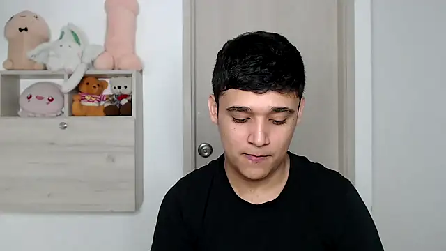 kaiine190 online show from November 26, 2025, 7:15 pm