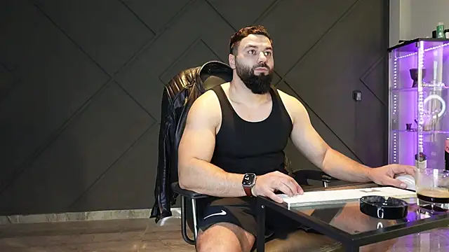 mattmasterss online show from April 5, 2026, 3:42 pm