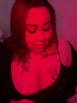 Snapshot of Juicyjordie chatting on January 19, 2025, 5:05 am Juicyjordie online show from January 19, 2025, 5:05 am