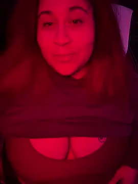 Juicyjordie online show from November 7, 2025, 8:03 am