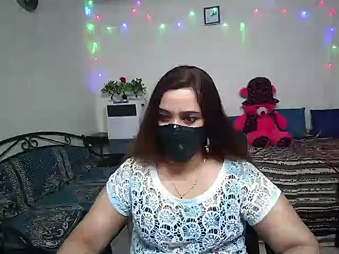 Snapshot of Arushisingh8888 chatting on December 6, 2024, 8:37 am Arushisingh8888 online show from December 6, 2024, 8:37 am