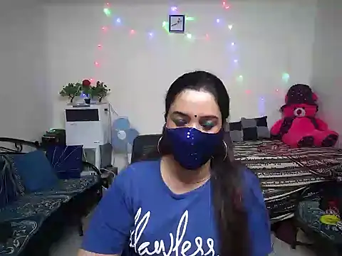 Snapshot of Arushisingh8888 chatting on February 9, 2025, 2:07 pm Arushisingh8888 online show from February 9, 2025, 2:07 pm