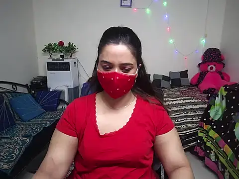 Snapshot of Arushisingh8888 chatting on March 3, 2025, 4:03 am Arushisingh8888 online show from March 3, 2025, 4:03 am