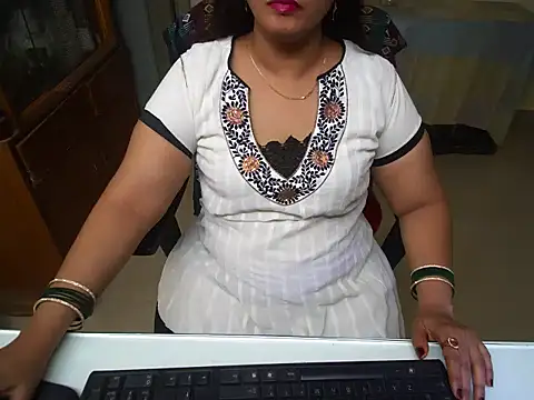 Snapshot of Arushisingh8888 chatting on September 15, 2025, 12:16 pm Arushisingh8888 online show from September 15, 2025, 12:16 pm