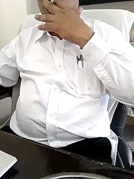 Snapshot of Hot-man39 chatting on December 5, 2024, 8:44 am Hot-man39 online show from December 5, 2024, 8:44 am