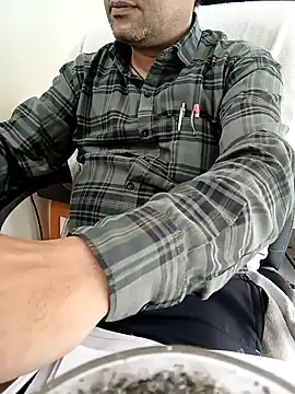 Snapshot of Hot-man39 chatting on February 2, 2025, 9:19 am Hot-man39 online show from February 2, 2025, 9:19 am