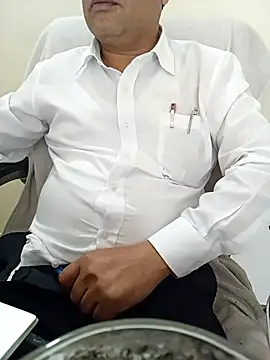 Snapshot of Hot-man39 chatting on February 3, 2025, 10:14 am Hot-man39 online show from February 3, 2025, 10:14 am