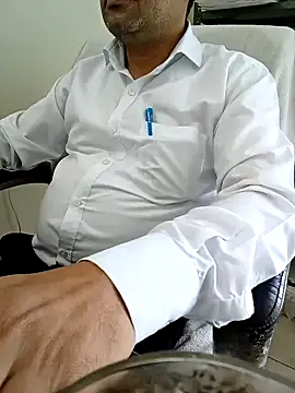 Snapshot of Hot-man39 chatting on February 18, 2025, 6:26 am Hot-man39 online show from February 18, 2025, 6:26 am