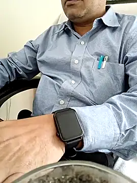 Snapshot of Hot-man39 chatting on March 1, 2025, 9:29 am Hot-man39 online show from March 1, 2025, 9:29 am