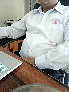 Snapshot of Hot-man39 chatting on September 20, 2025, 8:26 am Hot-man39 online show from September 20, 2025, 8:26 am