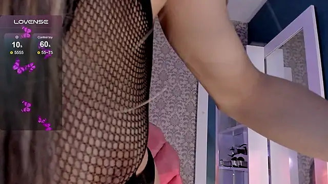 Snapshot of Samantha_cp_ chatting on February 19, 2025, 12:22 pm Samantha cp online show from February 19, 2025, 12:22 pm