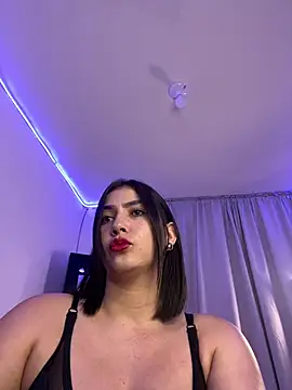 BellaNaye  online show from February 22, 2025, 9:56 am