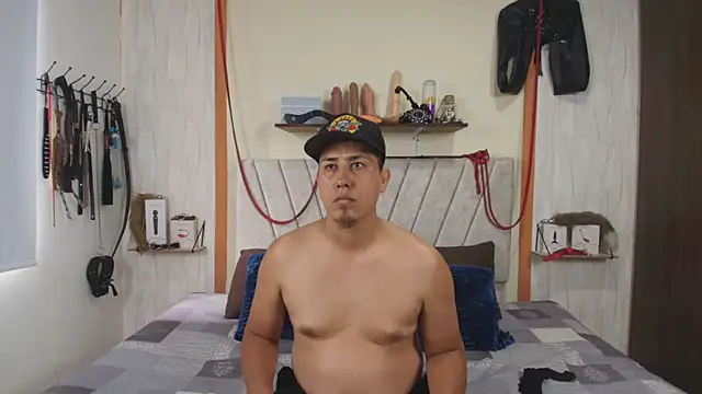 Liana Asaff online show from October 3, 2025, 7:00 pm