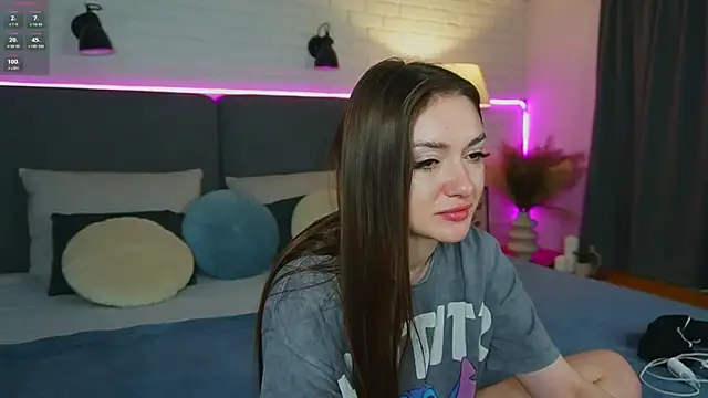 Snapshot of Micky__love chatting on February 11, 2025, 8:42 pm Micky love online show from February 11, 2025, 8:42 pm