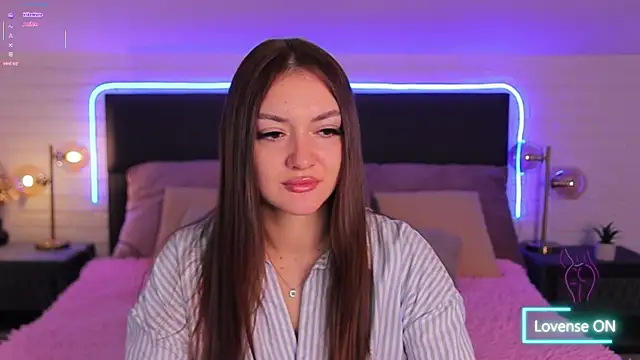 Snapshot of Micky__love chatting on September 10, 2025, 6:30 pm Micky love online show from September 10, 2025, 6:30 pm