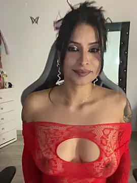 Snapshot of _elektrah chatting on May 2, 2026, 10:48 pm elektrah online show from May 2, 2026, 10:48 pm