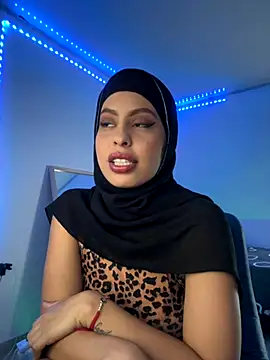 JannaNader12 online show from October 3, 2025, 10:51 pm