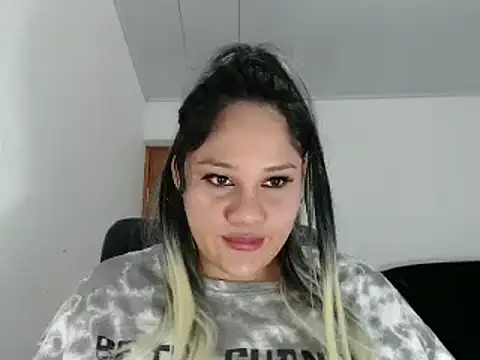 melissa4855 online show from January 15, 2025, 11:51 pm