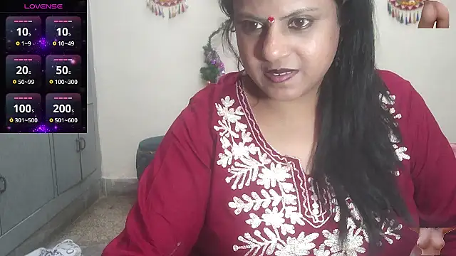 Sexy komolika online show from March 4, 2026, 2:12 pm