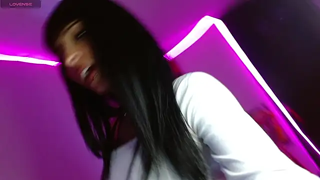 Snapshot of Kind_Scarlett chatting on January 7, 2026, 12:24 am Kind Scarlett online show from January 7, 2026, 12:24 am