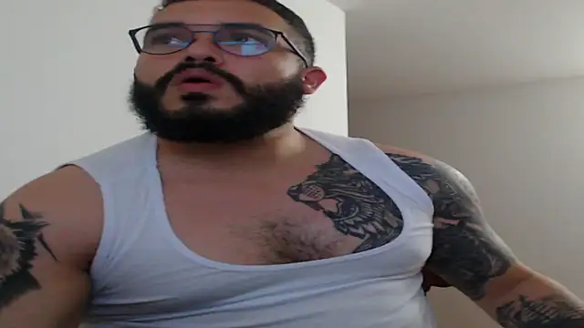 Snapshot of alexandergranda71 chatting on January 5, 2025, 12:20 am alexandergranda71 online show from January 5, 2025, 12:20 am