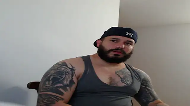 Snapshot of alexandergranda71 chatting on February 18, 2025, 12:04 am alexandergranda71 online show from February 18, 2025, 12:04 am