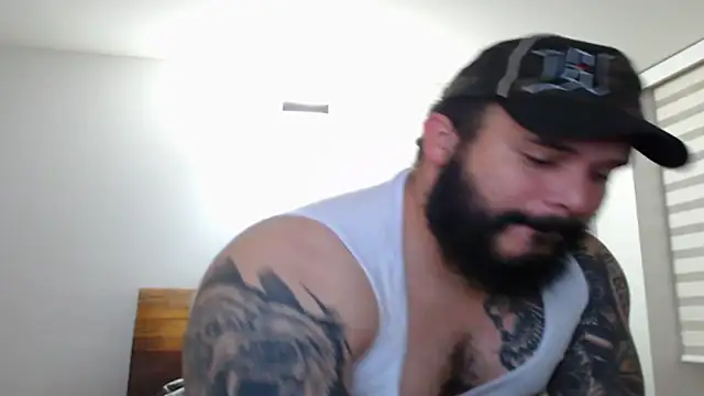 Snapshot of alexandergranda71 chatting on March 19, 2025, 12:04 am alexandergranda71 online show from March 19, 2025, 12:04 am